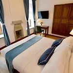 Otel Villa Permet