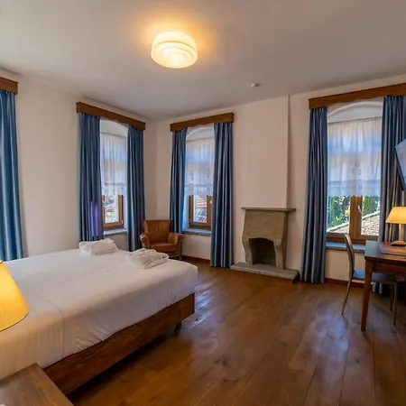 Hotel Villa Permet