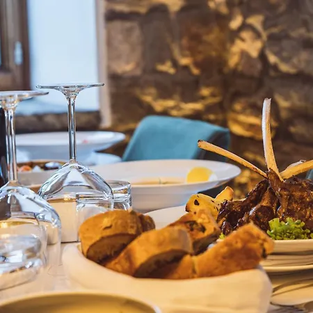 ホテル Villa Permet Përmet