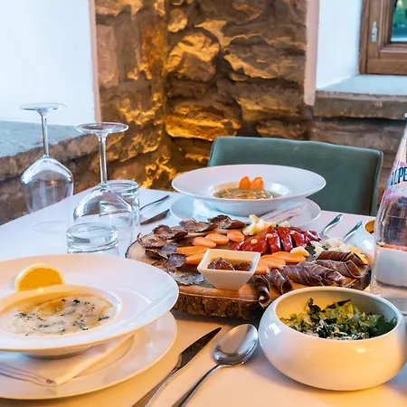 Hotel Villa Permet