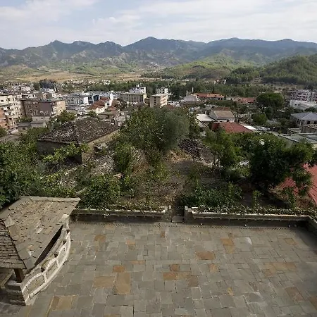 Hotel Villa Permet 4*