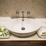 Villa Permet Hotel
